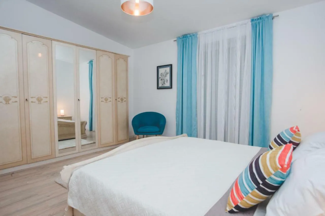 Holiday Home Strisnja W/ Sea View Debeljak Villa