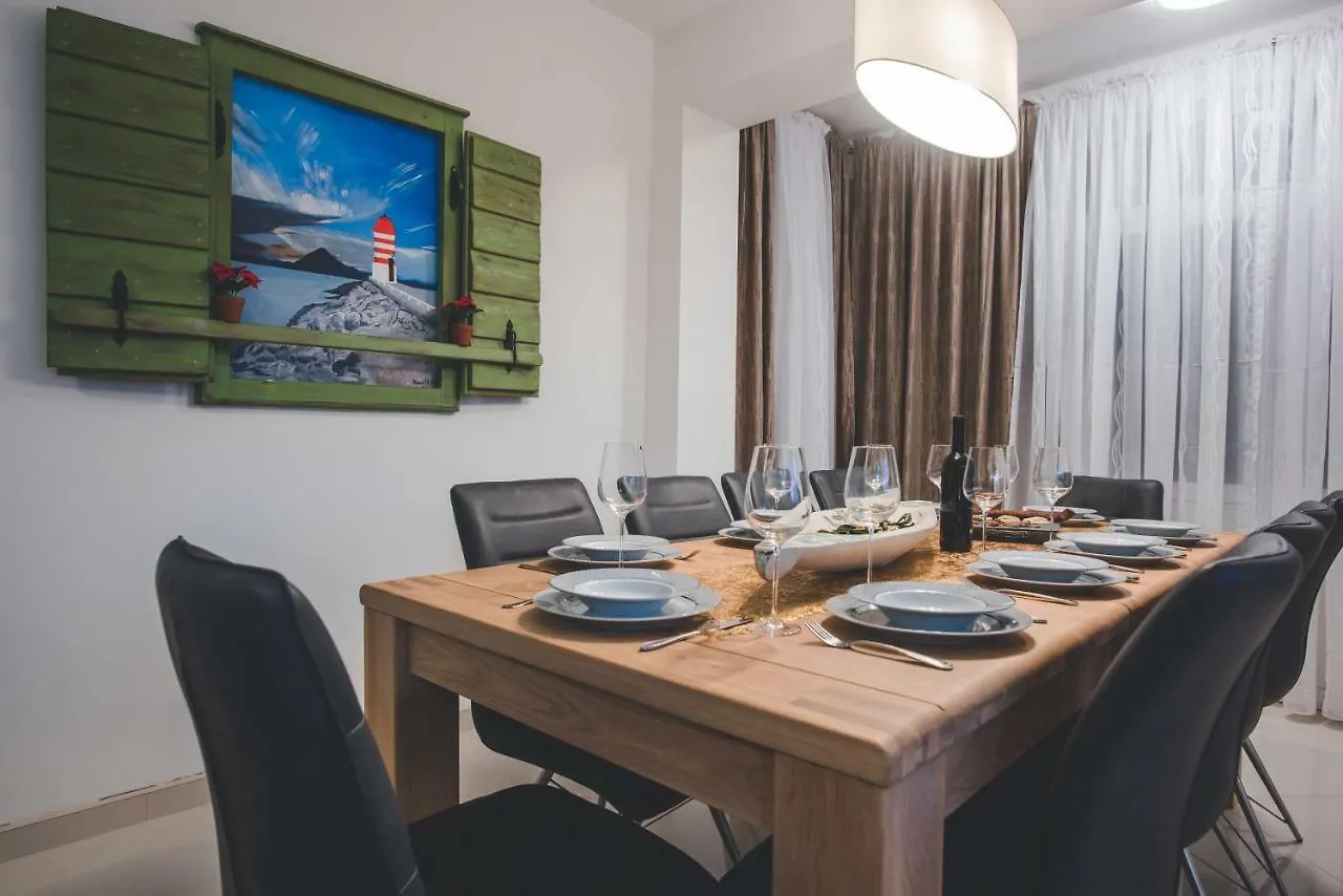 Villa Holiday Home Strisnja W/ Sea View Debeljak