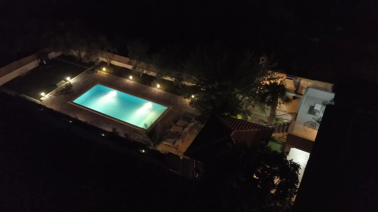 Villa Holiday Home Strisnja W/ Sea View Debeljak